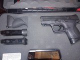 SMITH & WESSON M&P40C .40 S&W - 1 of 3