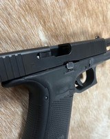 GLOCK 17 GEN 5 9MM LUGER (9x19 PARA) - 2 of 3