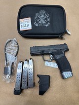 SPRINGFIELD ARMORY HELLCAT PRO OSP 9MM LUGER (9x19 PARA) - 1 of 3