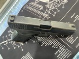 GLOCK G23 GEN 4 .40 S&W - 3 of 3