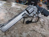 TAURUS TRACKER 627 .357 MAG - 1 of 3