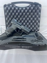 HECKLER & KOCH P30SK 9MM LUGER (9x19 PARA) - 1 of 3