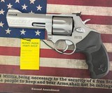 TAURUS TRACKER 627 .357 MAG - 2 of 3