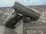 SPRINGFIELD ARMORY XD-40 SUB COMPACT .40 S&W - 2 of 3