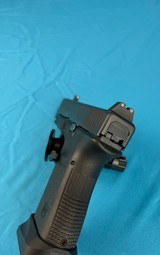 GLOCK 19 GEN 3 9MM LUGER (9x19 PARA) - 2 of 3