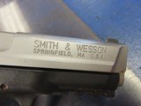 SMITH & WESSON M&P40 Two Tone .40 S&W - 2 of 3