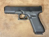 GLOCK G17 GEN 5 MOS FS 9MM LUGER (9X19 PARA) - 1 of 3
