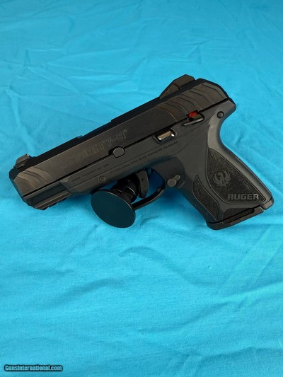 RUGER SECURITY 9 9MM LUGER (9x19 PARA)
