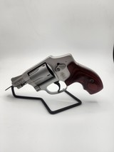 SMITH & WESSON 642-2 "Lady Smith" .38 SPL +P - 1 of 3