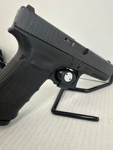 GLOCK G22
GEN 4 .40 CALIBER - 3 of 3