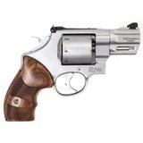 SMITH & WESSON PERFORMANCE CENTER MODEL 627
.357 MAG - 2 of 2