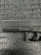GLOCK 17 Gen 3 9MM LUGER (9x19 PARA) - 2 of 3