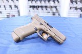 GLOCK G19X 9MM LUGER (9X19 PARA) - 2 of 3