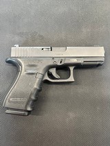GLOCK G23 GEN 4 .40 S&W - 2 of 3