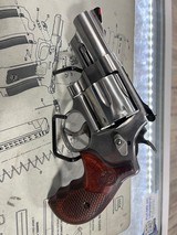SMITH & WESSON 629 DELUXE .44 MAGNUM - 2 of 3