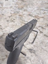 SMITH & WESSON M&P 9 SHIELD M2.0 9MM LUGER (9x19 PARA) - 2 of 3