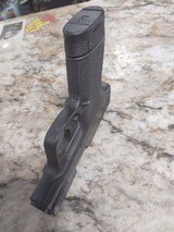 SMITH & WESSON M&P 9 SHIELD M2.0 9MM LUGER (9x19 PARA) - 1 of 3