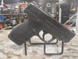 SMITH & WESSON M&P 9 SHIELD 9MM LUGER (9x19 PARA) - 1 of 3