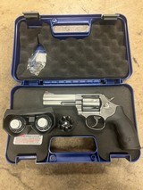 SMITH & WESSON 686 PLUS .357 MAG - 2 of 2