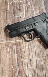 SMITH & WESSON M&P 40 Shield .40 S&W - 3 of 3