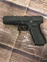 GLOCK G17 GEN 3 9MM LUGER (9X19 PARA) - 2 of 3