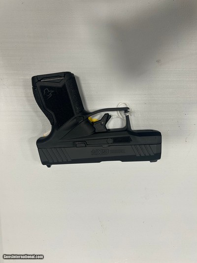 TAURUS GX4 9MM LUGER (9x19 PARA)