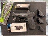 Smith & Wesson M&P M2.0 Optic Ready 10MM - 1 of 3