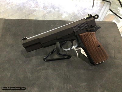 SPRINGFIELD ARMORY SA-35 9MM LUGER (9x19 PARA)
