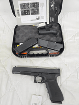 GLOCK G40 Gen 4 MOS w/3 Mags, Hard Case, Plates 10MM - 1 of 2