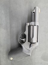 TAURUS JUDGE .45 LC/.410 GA