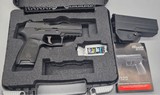 SIG SAUER P320 COMPACT 9MM LUGER (9X19 PARA) - 1 of 3