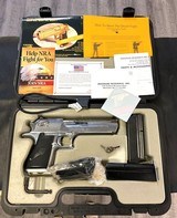 MAGNUM RESEARCH DESERT EAGLE L6 MARK XIX .50 AE - 1 of 3