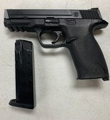SMITH & WESSON M&P 40 .40 S&W - 1 of 3