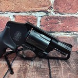 SMITH & WESSON MODEL 442-2 AIRWEIGHT .38 SPL +P - 2 of 3
