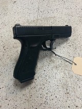 GLOCK G22 GEN 4 .40 CALIBER - 1 of 3