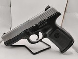 SMITH & WESSON SW40VE .40 S&W - 1 of 3