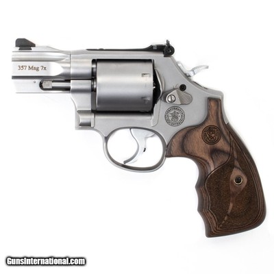 SMITH & WESSON 686-6 .357 MAG
