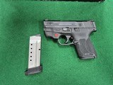 SMITH & Wesson M&P 40 SHIELD M2.0 CT .40 S&W - 2 of 3