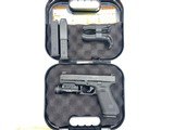 GLOCK G22 GEN 5 .40 S&W - 1 of 3