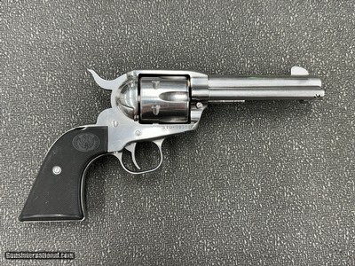 RUGER New Vaquero .357 MAG