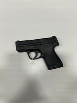 SMITH & WESSON M&P SHIELD .40 S&W - 1 of 1