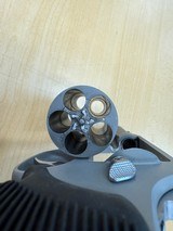 TAURUS JUDGE .45lc / .410 - 3 of 3