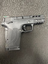SMITH & WESSON M&P 9 SHIELD Performance Center M&P Shield EZ M2.0 9MM LUGER (9x19 PARA) - 1 of 3