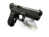 GLOCK G22 .40 S&W - 1 of 3