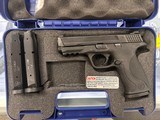 SMITH & WESSON M&P 40 .40 S&W - 1 of 3