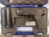SMITH & WESSON M&P 40 .40 S&W - 1 of 3