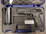 SMITH & WESSON M&P 40 .40 S&W - 1 of 1