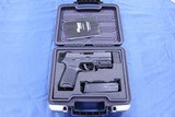 SIG SAUER P250 COMPACT .40 S&W - 1 of 3
