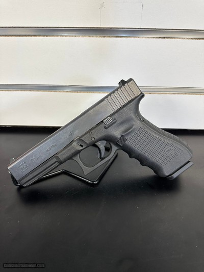 GLOCK G22 GEN 4 .40 S&W