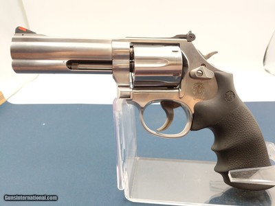 SMITH & WESSON 686-6 .357 MAG